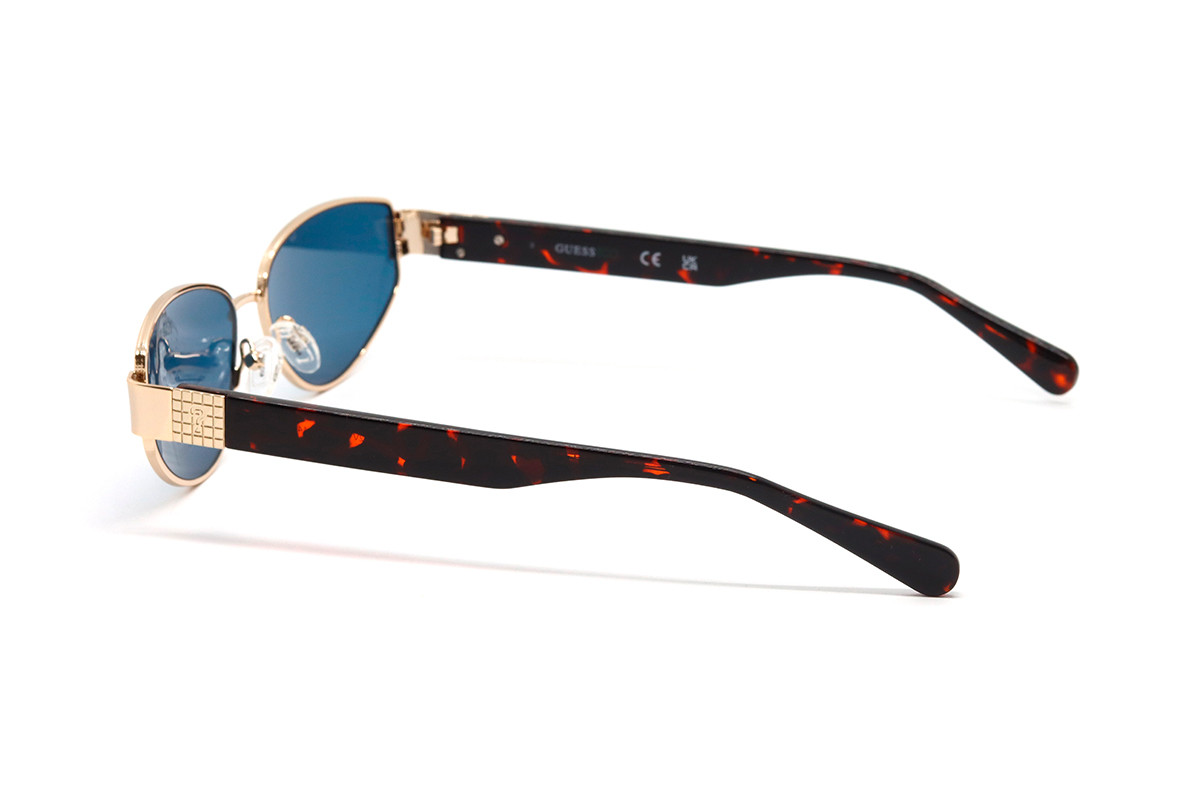 Сонцезахисні окуляри GUESS GU8258 32V 56 Фото №4 - linza.ua