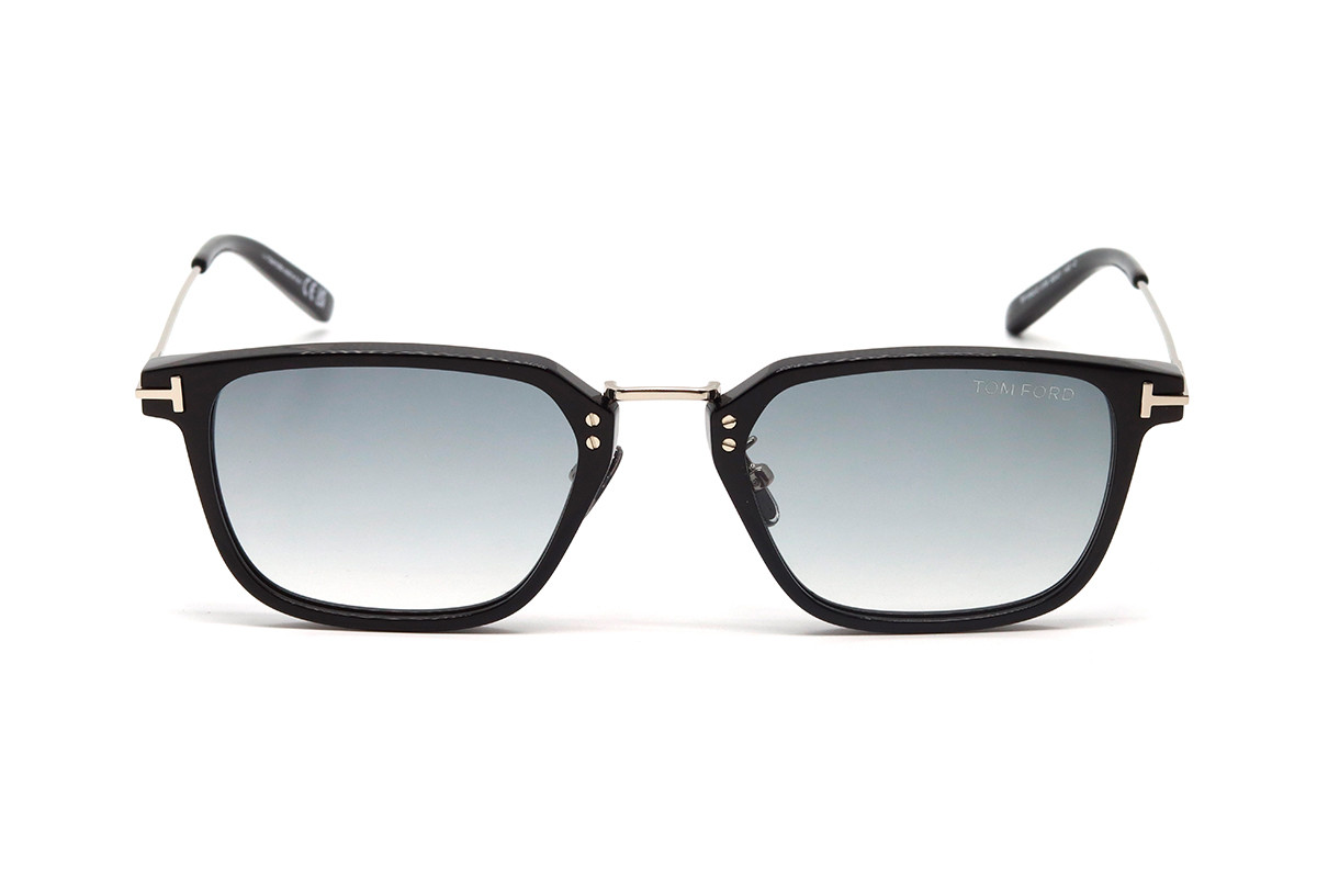Солнцезащитные очки TOM FORD FT1042-D 01B 52 Фото №3 - linza.ua