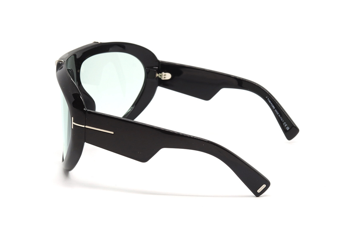 Солнцезащитные очки TOM FORD FT1094 01N 72 Фото №2 - linza.ua