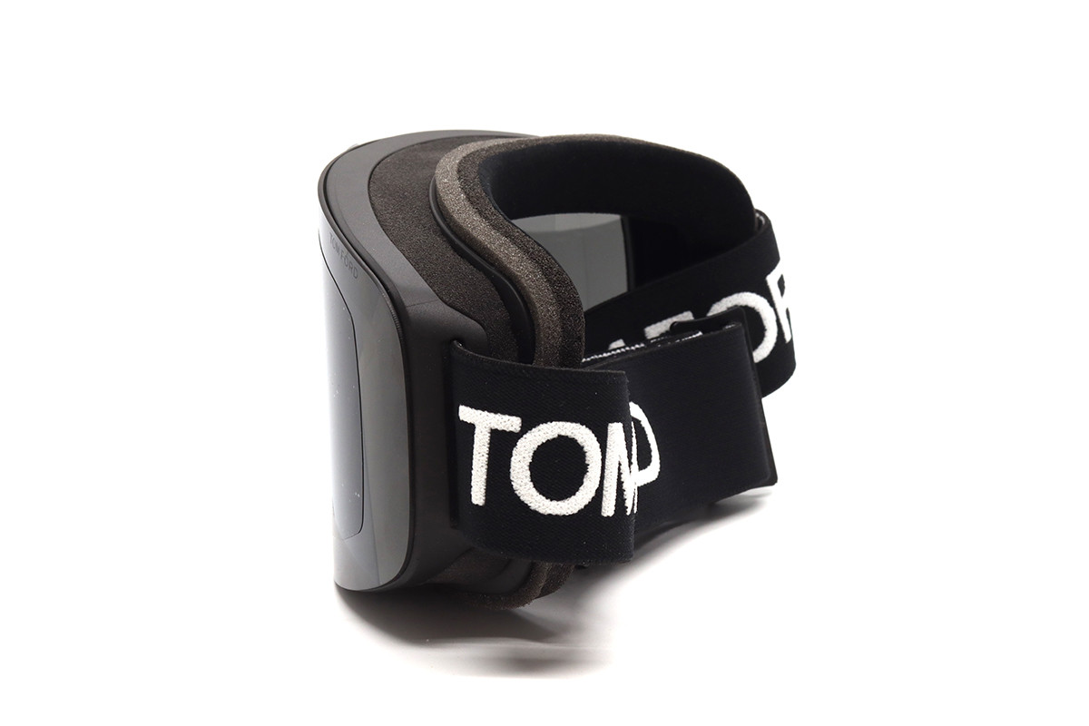 Солнцезащитные очки TOM FORD FT1124 01C 00 Фото №4 - linza.ua