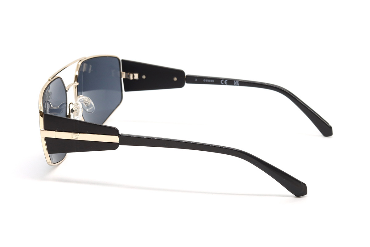 Солнцезащитные очки GUESS GU00091 05A 61 Фото №3 - linza.ua