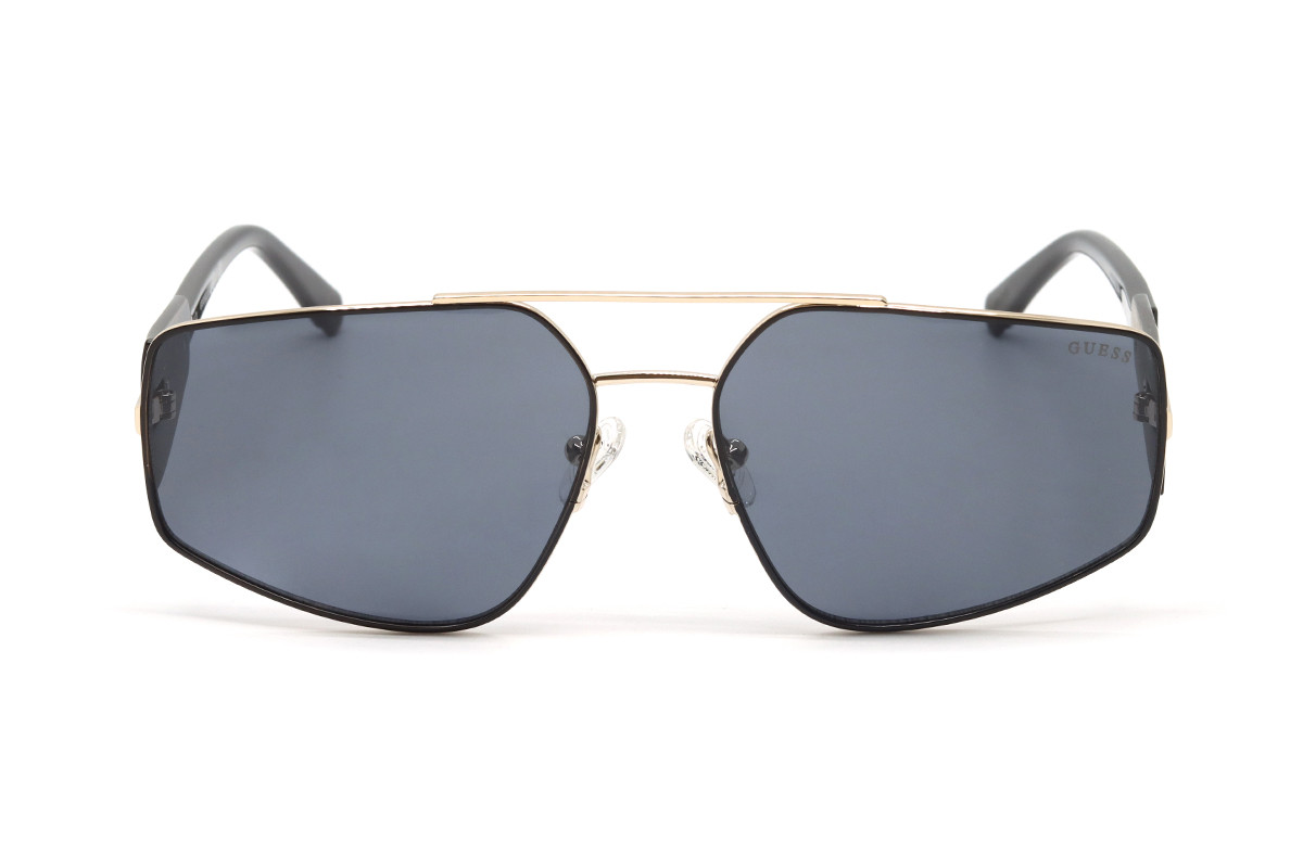 Солнцезащитные очки GUESS GU00091 05A 61 Фото №4 - linza.ua