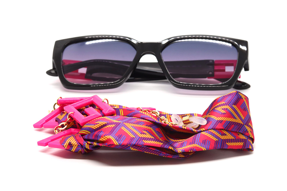 Сонцезахисні окуляри GUESS GU7916 74T 55 Фото №5 - linza.ua