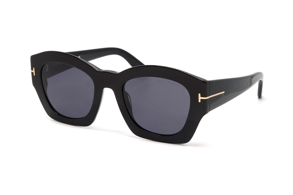 Солнцезащитные очки TOM FORD FT1083 01A 52 Фото №1 - linza.ua