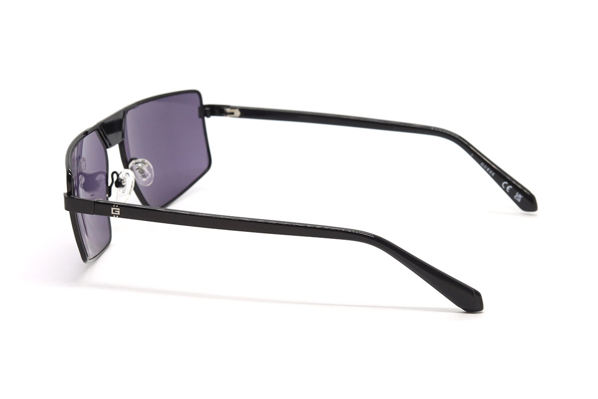 Солнцезащитные очки GUESS GU00087 01Y 60 Фото №3 - linza.ua