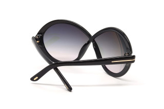 Солнцезащитные очки TOM FORD FT1070 01B 68 Фото №2 - linza.ua