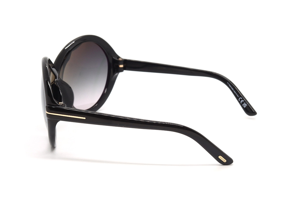 Солнцезащитные очки TOM FORD FT1070 01B 68 Фото №3 - linza.ua