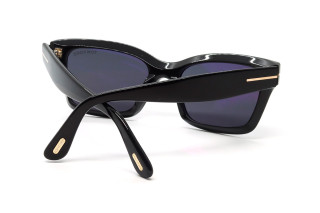Солнцезащитные очки TOM FORD FT1085 01A 54 Фото №4 - linza.ua