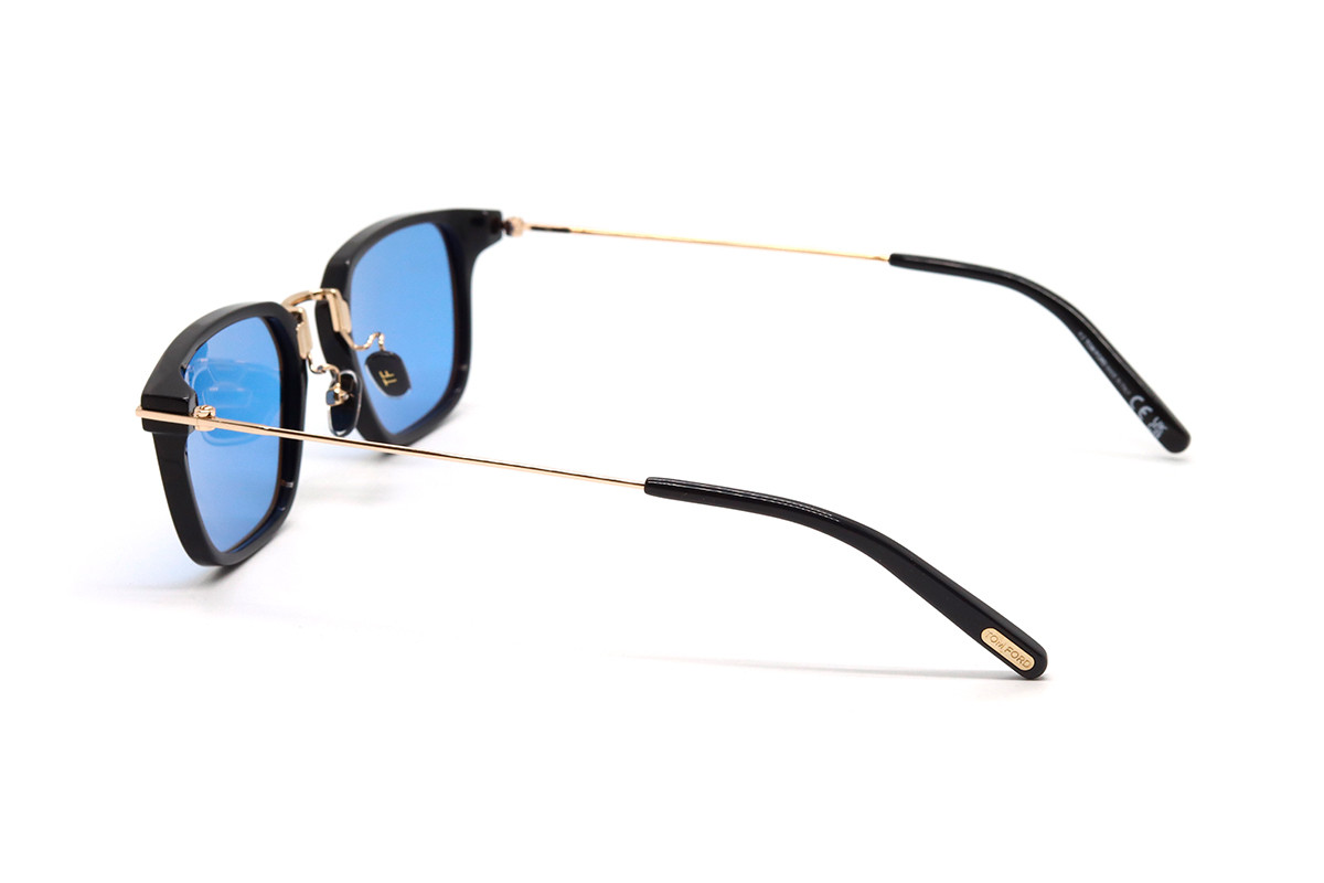 Сонцезахисні окуляри TOM FORD FT1042-D 01V 52 Фото №3 - linza.ua