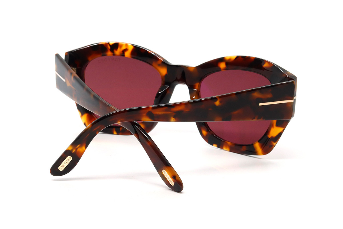 Солнцезащитные очки TOM FORD FT1083 52T 52 Фото №3 - linza.ua