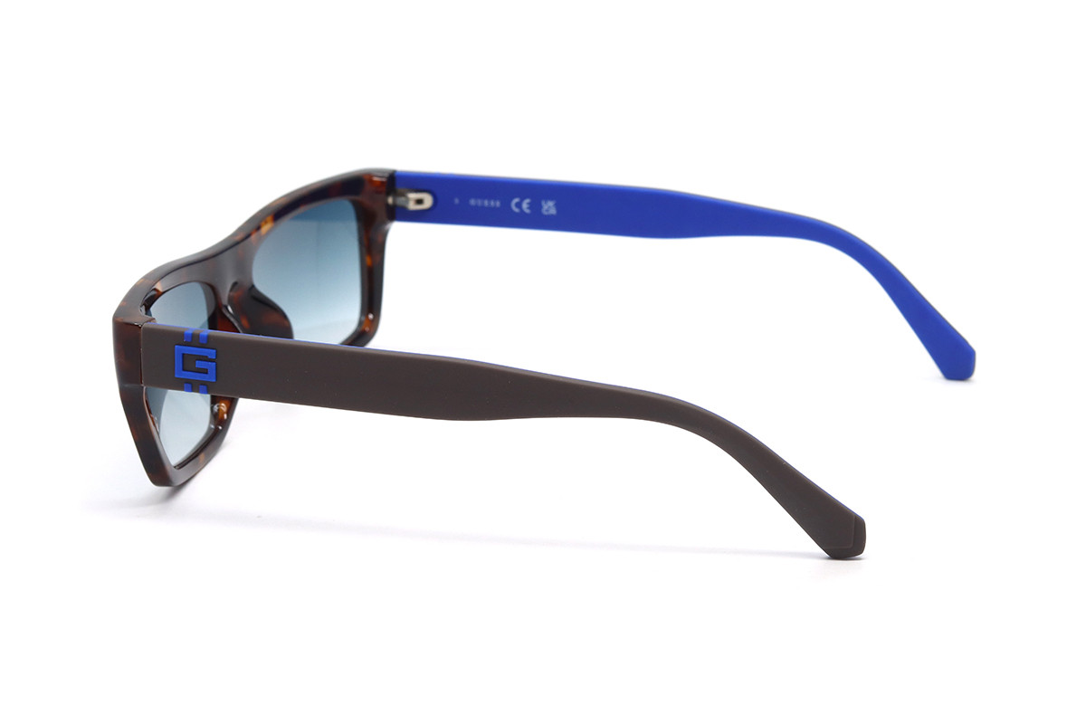 Солнцезащитные очки GUESS GU00120 52W 55 Фото №4 - linza.ua