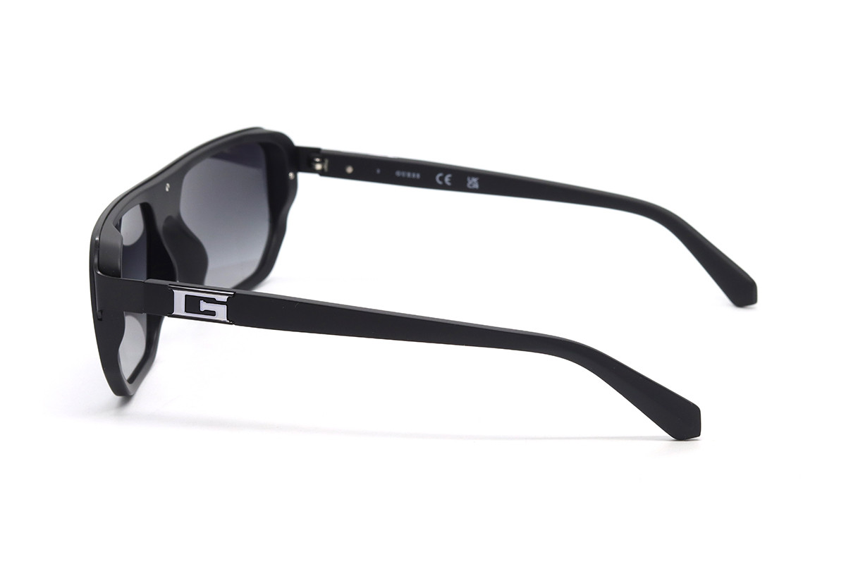 Сонцезахисні окуляри GUESS GU00124 02B 59 Фото №2 - linza.ua
