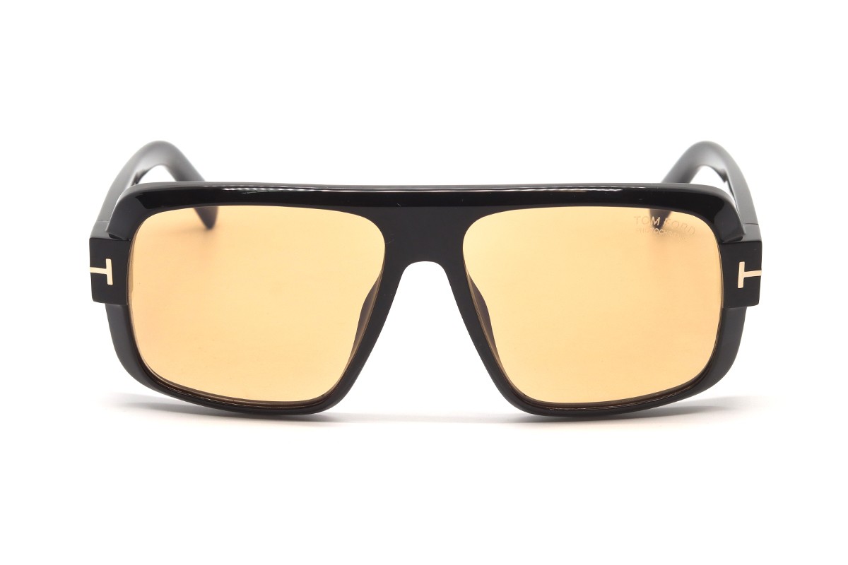 Солнцезащитные очки TOM FORD FT1101 01E 58 Фото №2 - linza.ua