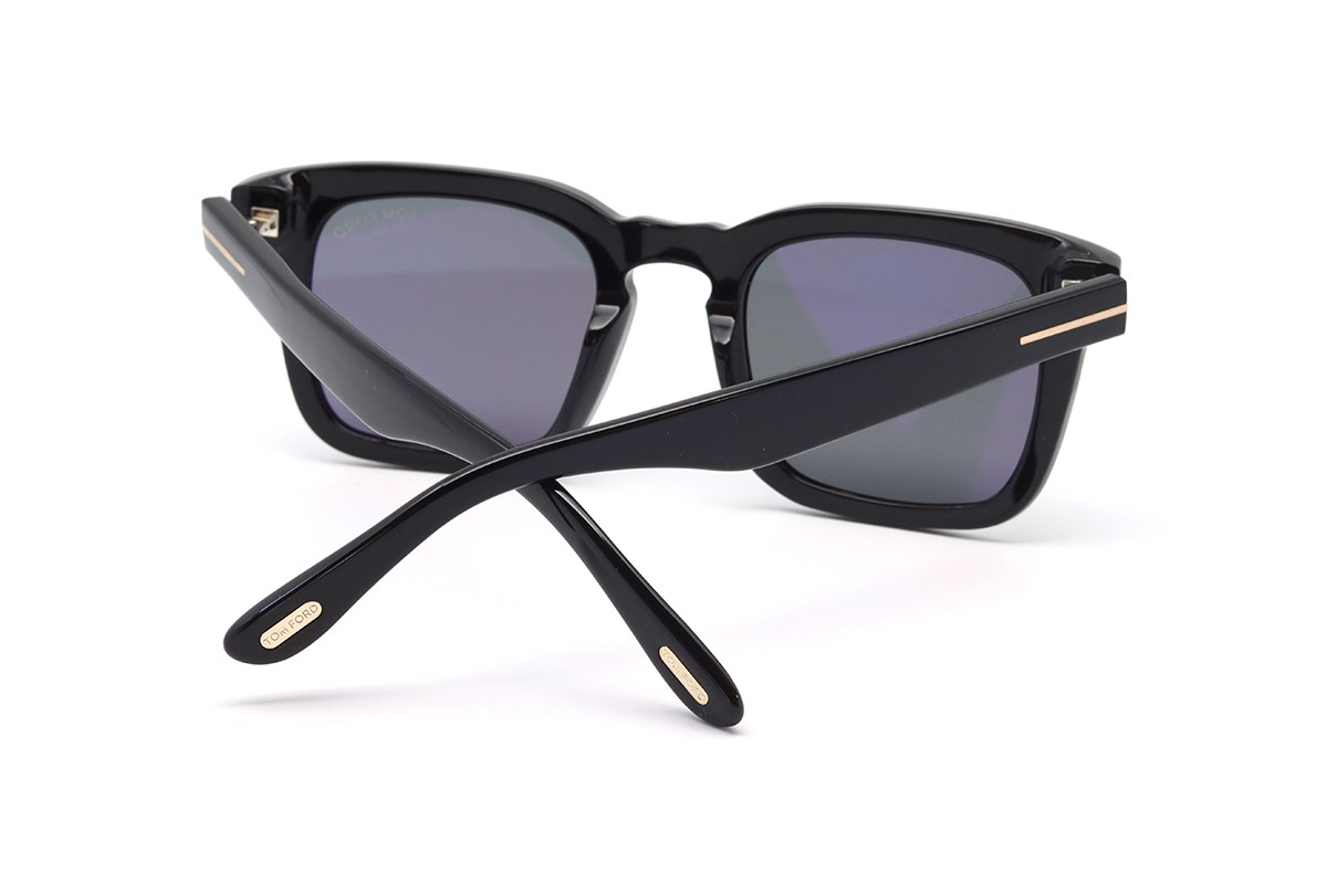 Солнцезащитные очки TOM FORD FT0751 01D 50 Фото №3 - linza.ua