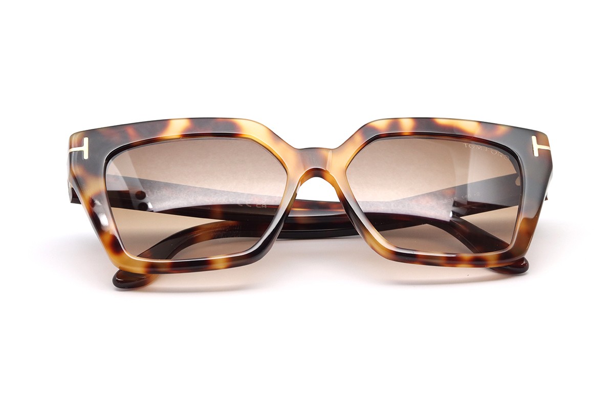 Солнцезащитные очки TOM FORD FT1030 53F 53 Фото №2 - linza.ua
