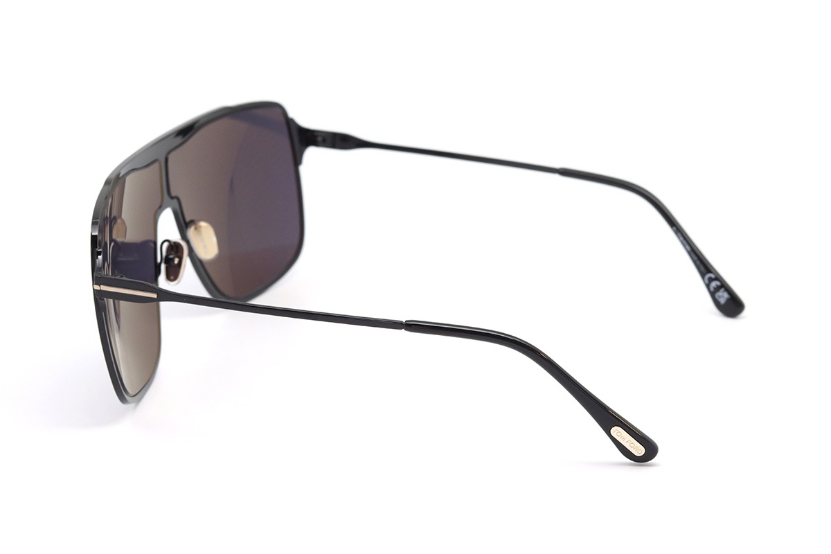Солнцезащитные очки TOM FORD FT1173 01A 69 Фото №4 - linza.ua