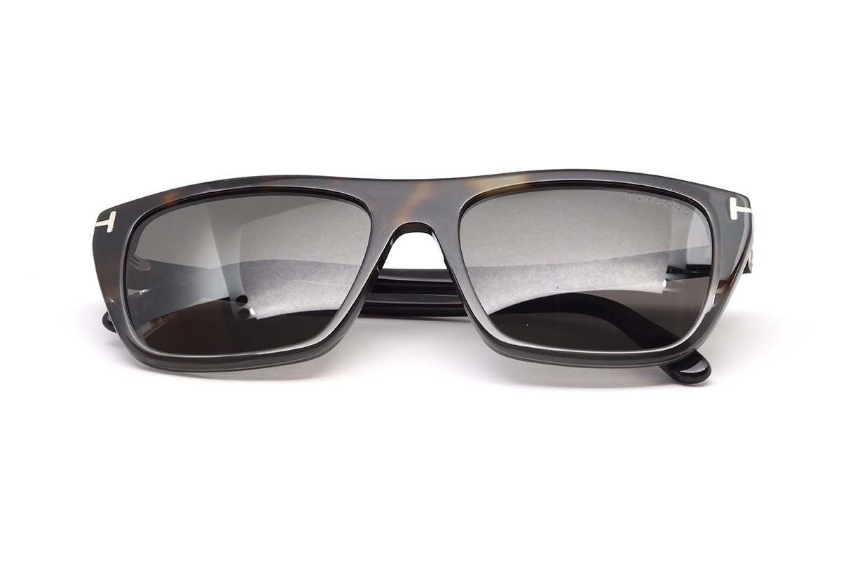 Солнцезащитные очки TOM FORD FT1175 55A 56 Фото №4 - linza.ua