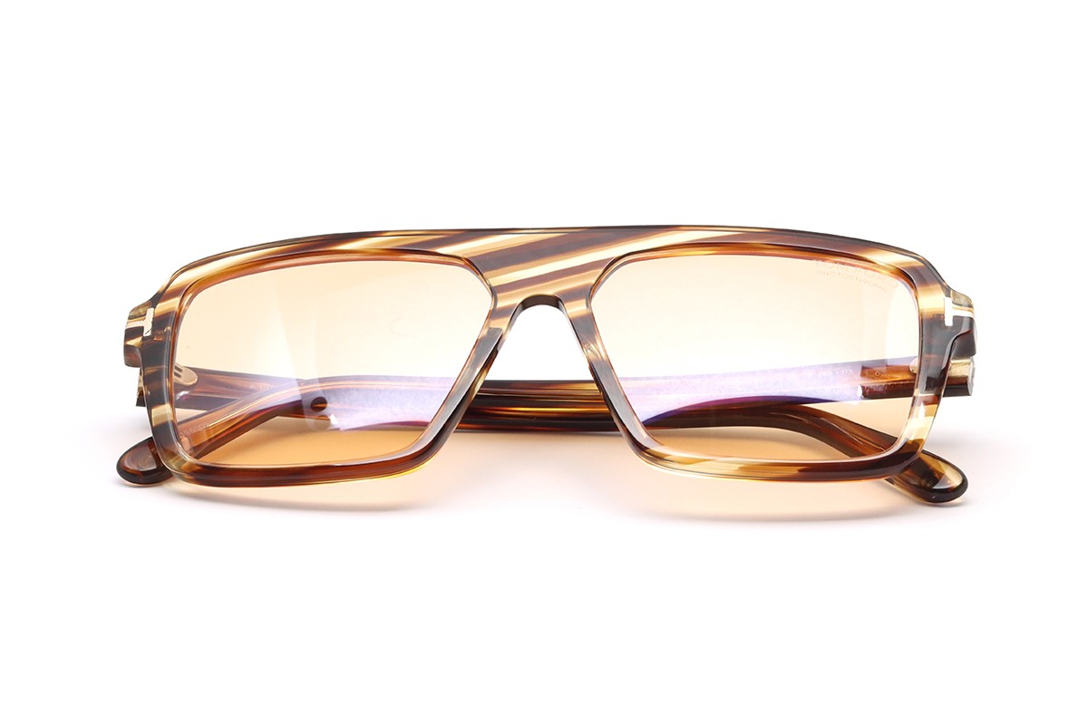 Сонцезахисні окуляри TOM FORD FT1176 53E 56 Фото №5 - linza.ua