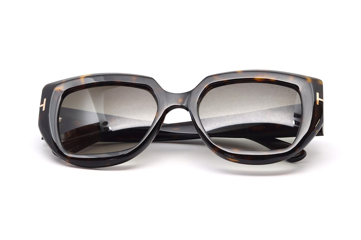 Солнцезащитные очки TOM FORD FT1192 52B 53 Фото №4 - linza.ua