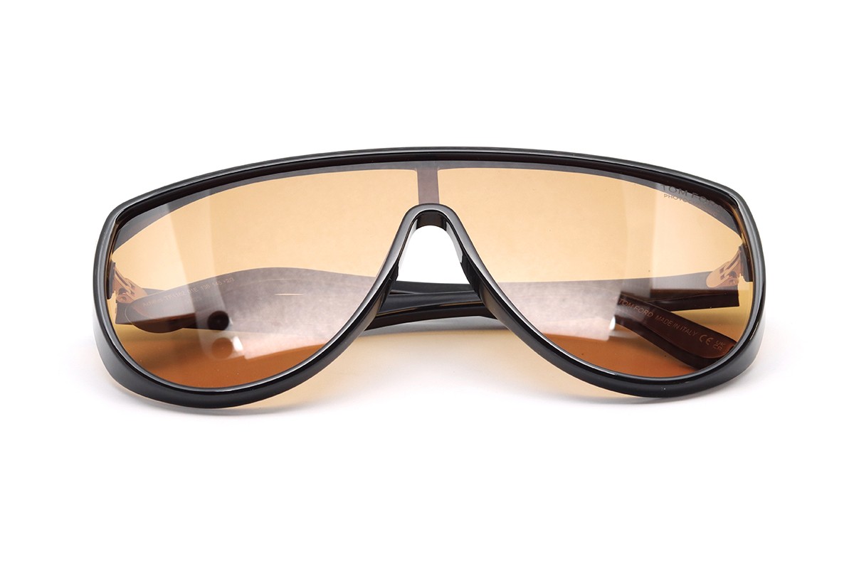 Солнцезащитные очки TOM FORD FT1182 01E 00 Фото №3 - linza.ua