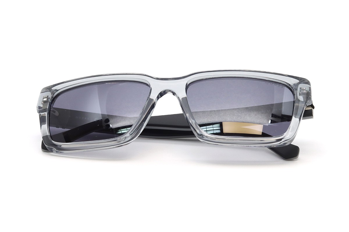 Сонцезахисні окуляри GUESS GU00121 20A 56 Фото №4 - linza.ua