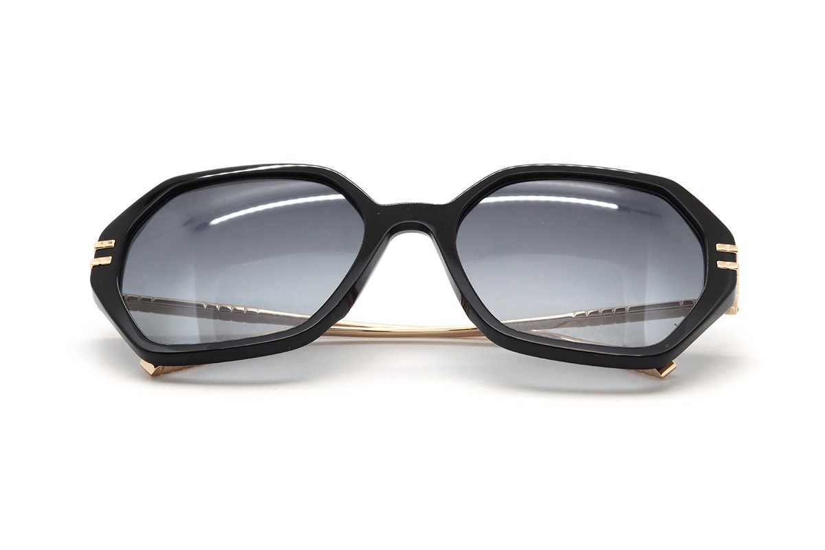 Сонцезахисні окуляри Chopard IKCH370 0BLK 57 Фото №2 - linza.ua