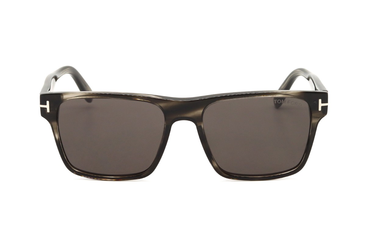 Солнцезащитные очки TOM FORD FT1183 01A 56 Фото №2 - linza.ua