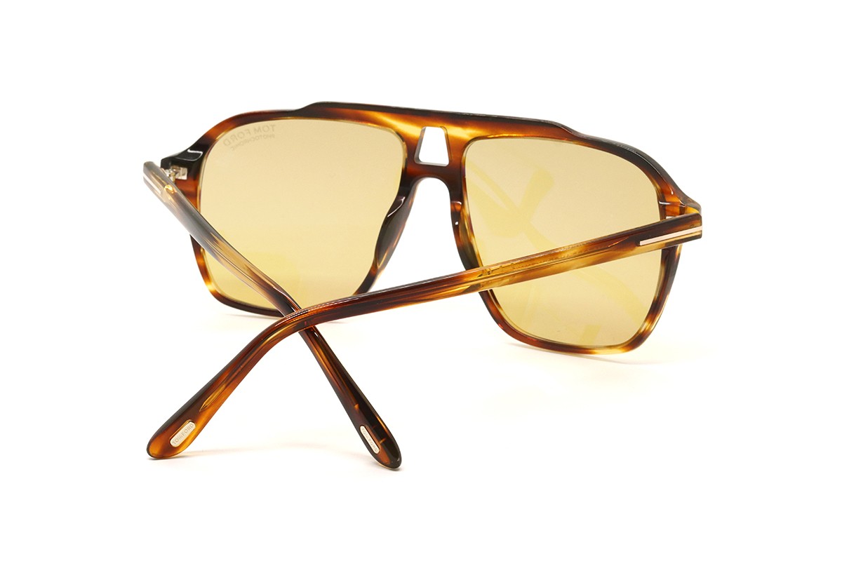 Солнцезащитные очки TOM FORD FT1209 56E 56 Фото №2 - linza.ua