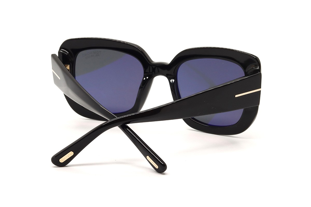 Солнцезащитные очки TOM FORD FT1220 01D 52 Фото №4 - linza.ua