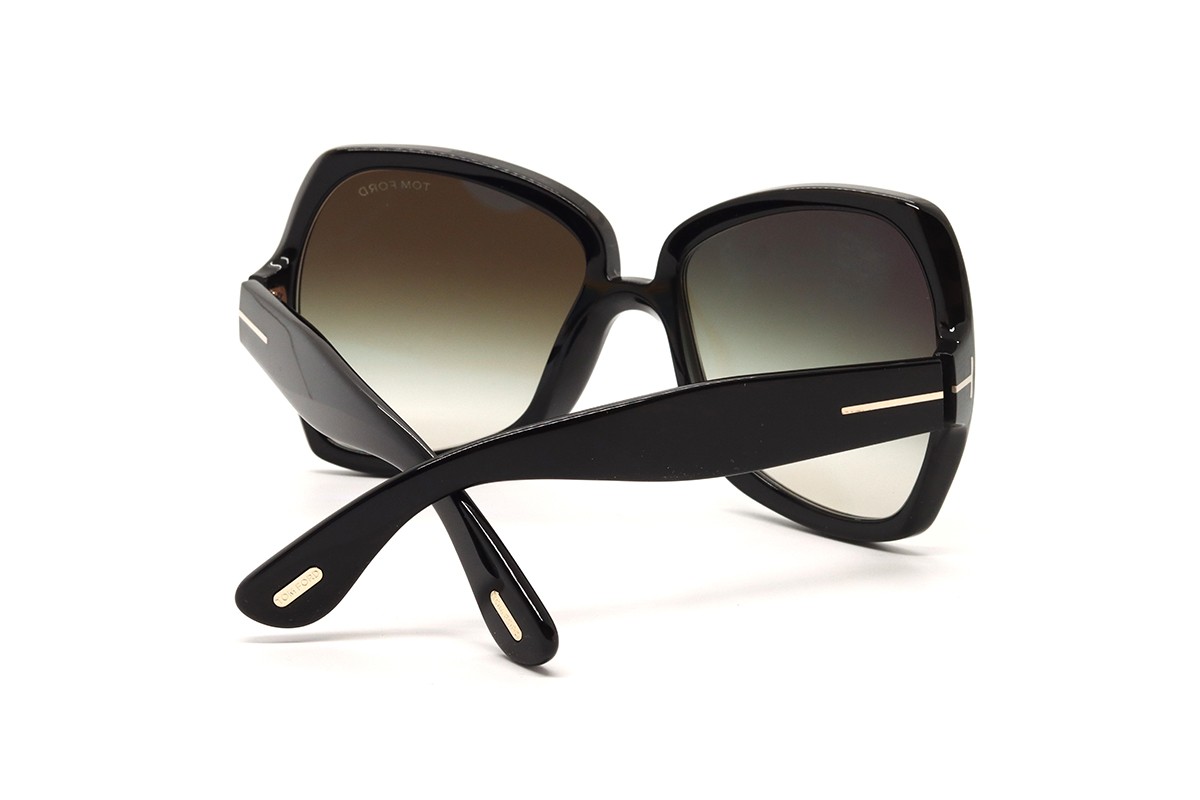 Солнцезащитные очки TOM FORD FT1222 01B 60 Фото №4 - linza.ua
