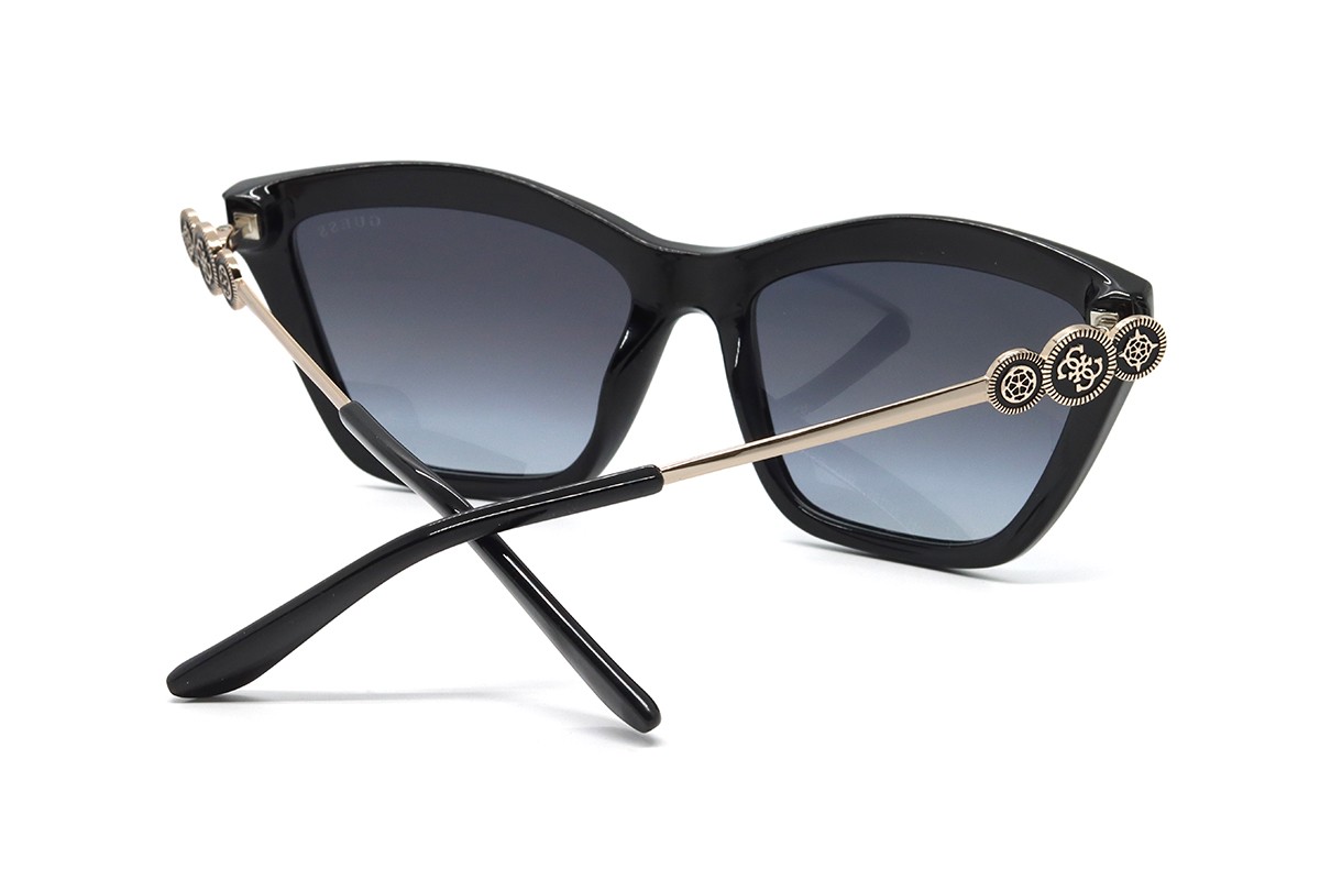 Сонцезахисні окуляри GUESS GU00199 01B 56 Фото №3 - linza.ua