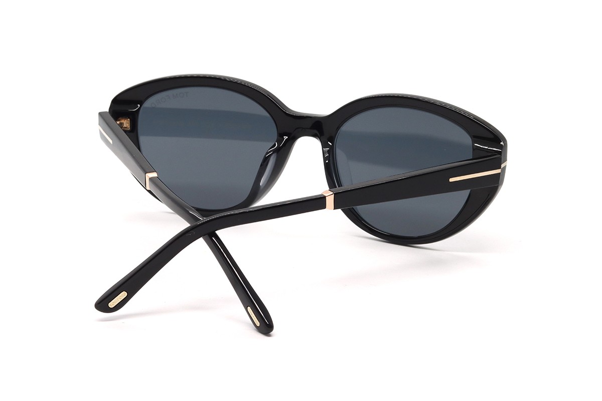 Солнцезащитные очки TOM FORD FT1246-K 01A 54 Фото №4 - linza.ua