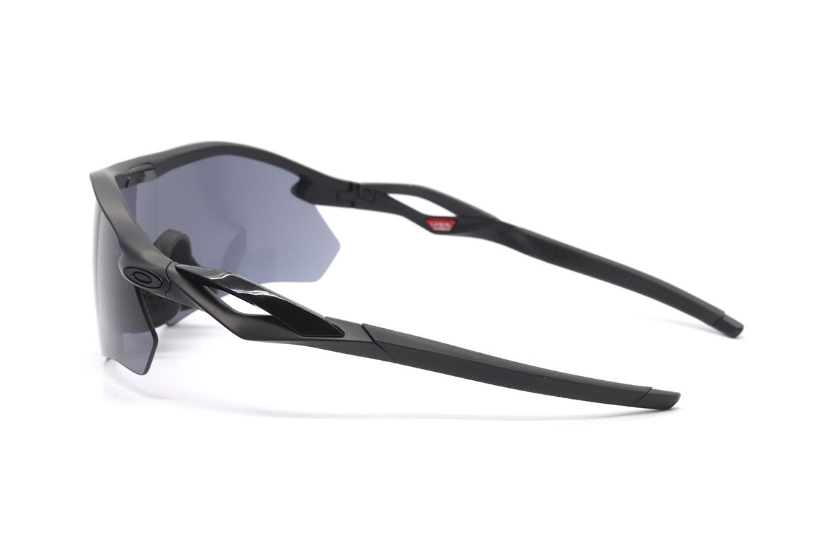 Солнцезащитные очки OO 9495D 949506 36 Фото №2 - linza.ua