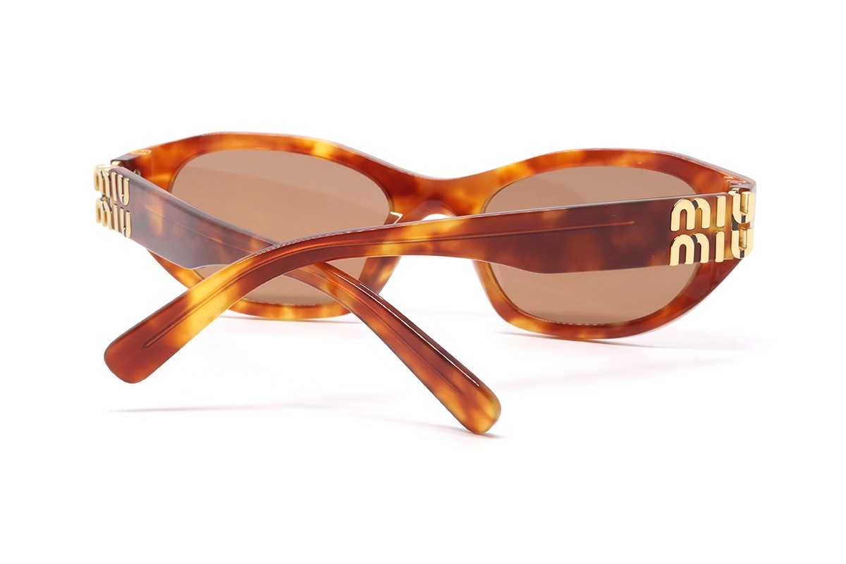 Солнцезащитные очки MU A03S 10L10I 53 Фото №2 - linza.ua