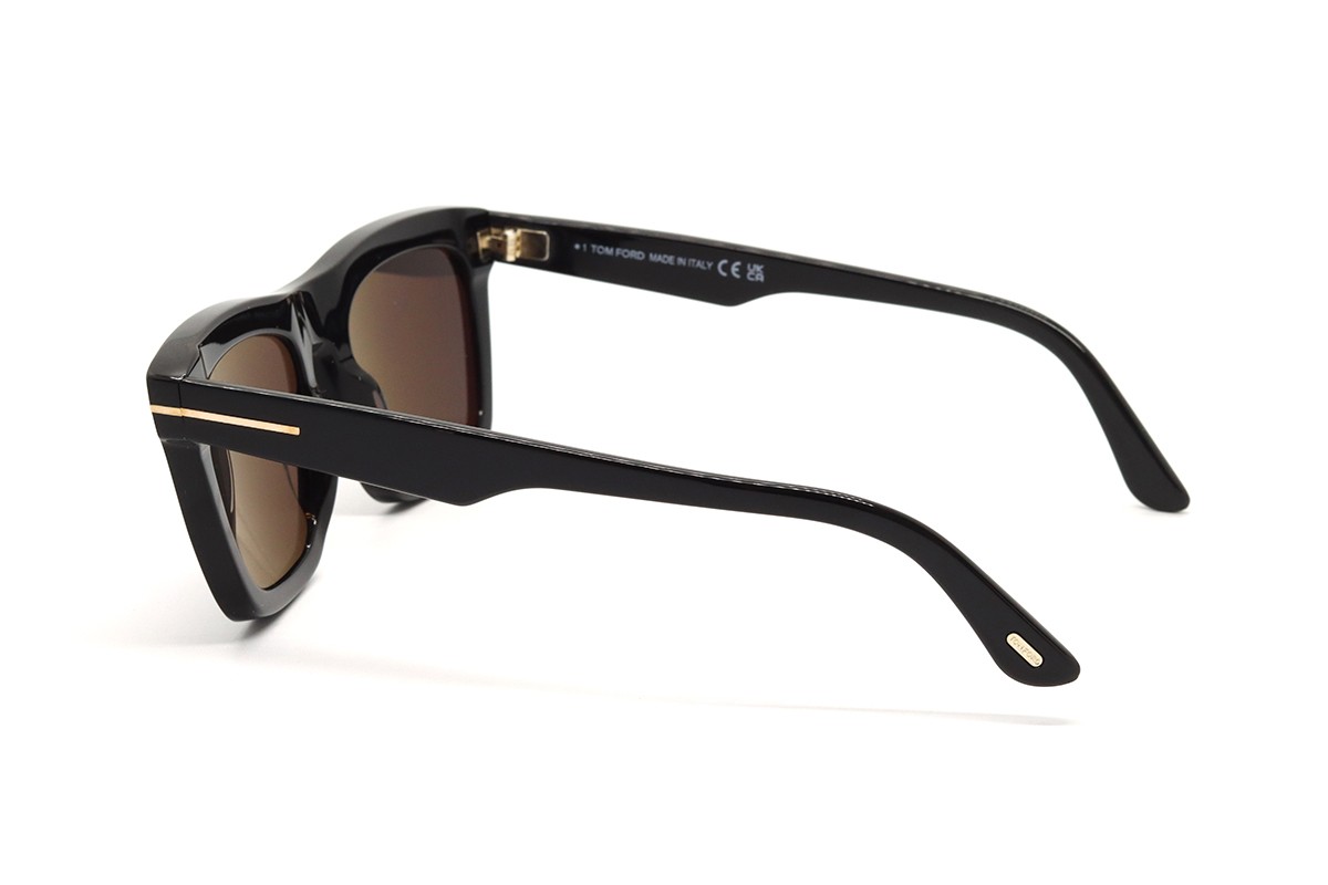 Солнцезащитные очки TOM FORD FT1207 01A 52 Фото №6 - linza.ua