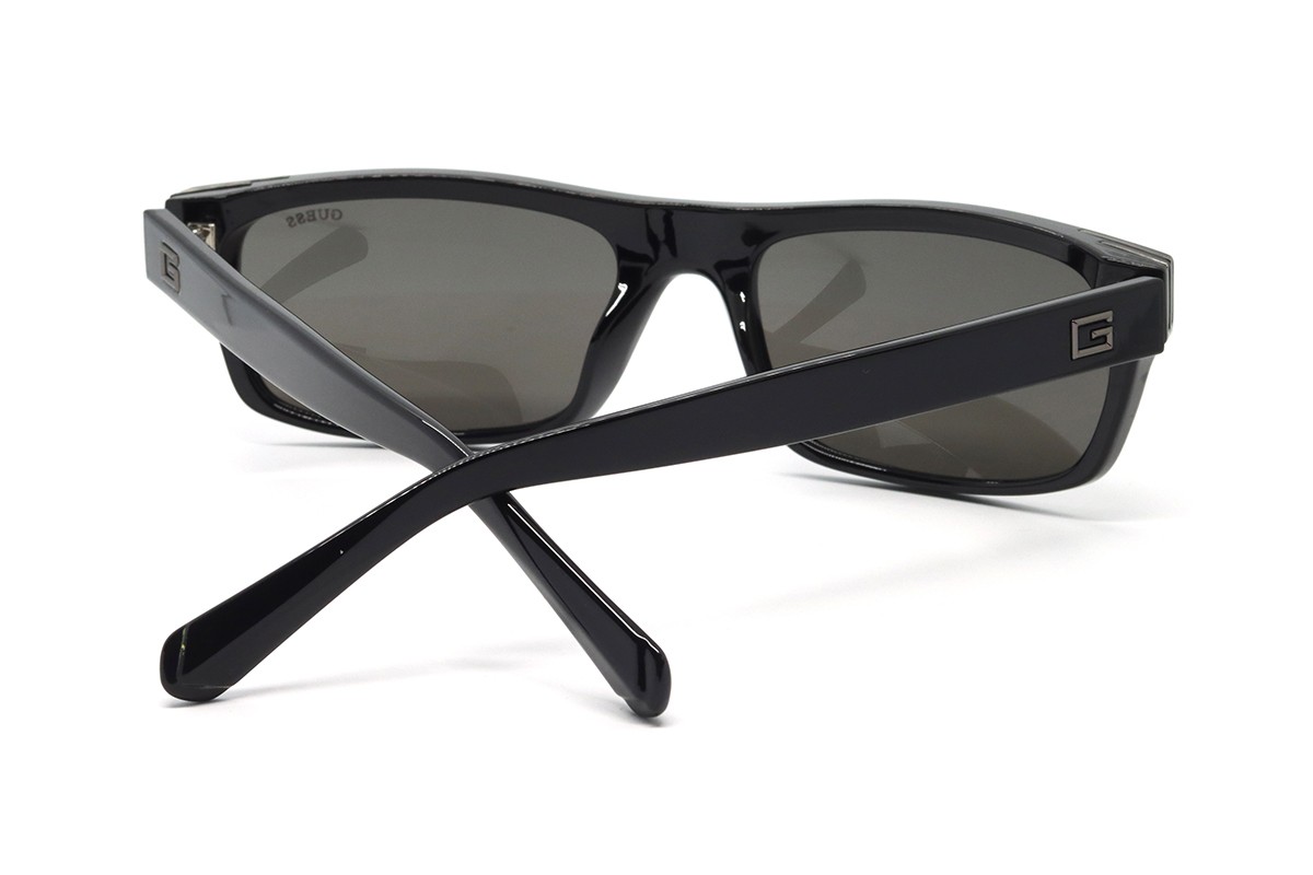 Солнцезащитные очки GUESS GU00276 01A 57 Фото №3 - linza.ua