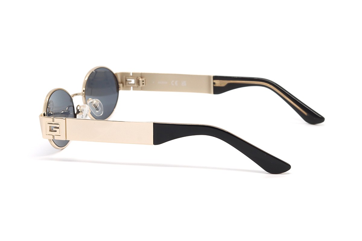 Солнцезащитные очки GUESS GU00262 32A 50 Фото №2 - linza.ua