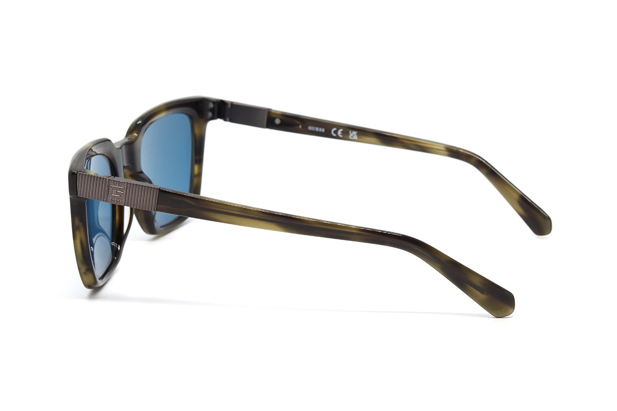 Солнцезащитные очки GUESS GU00279 98V 51 Фото №4 - linza.ua