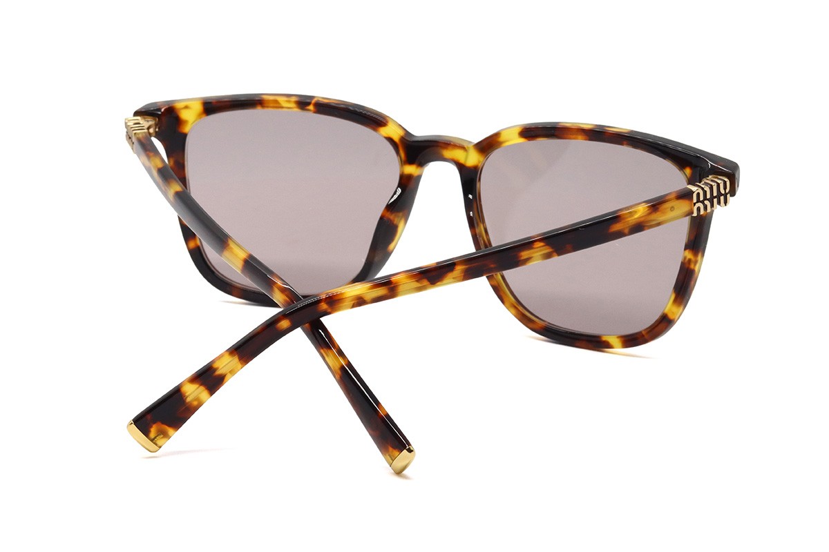 Солнцезащитные очки MU B03S 14L20I 53 Фото №2 - linza.ua