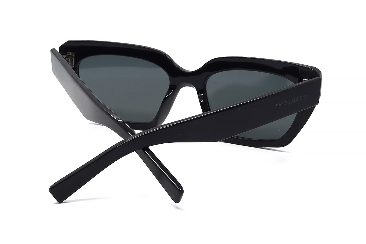 Солнцезащитные очки SAINT LAURENT SL 826 PAGE-001 55 Фото №3 - linza.ua
