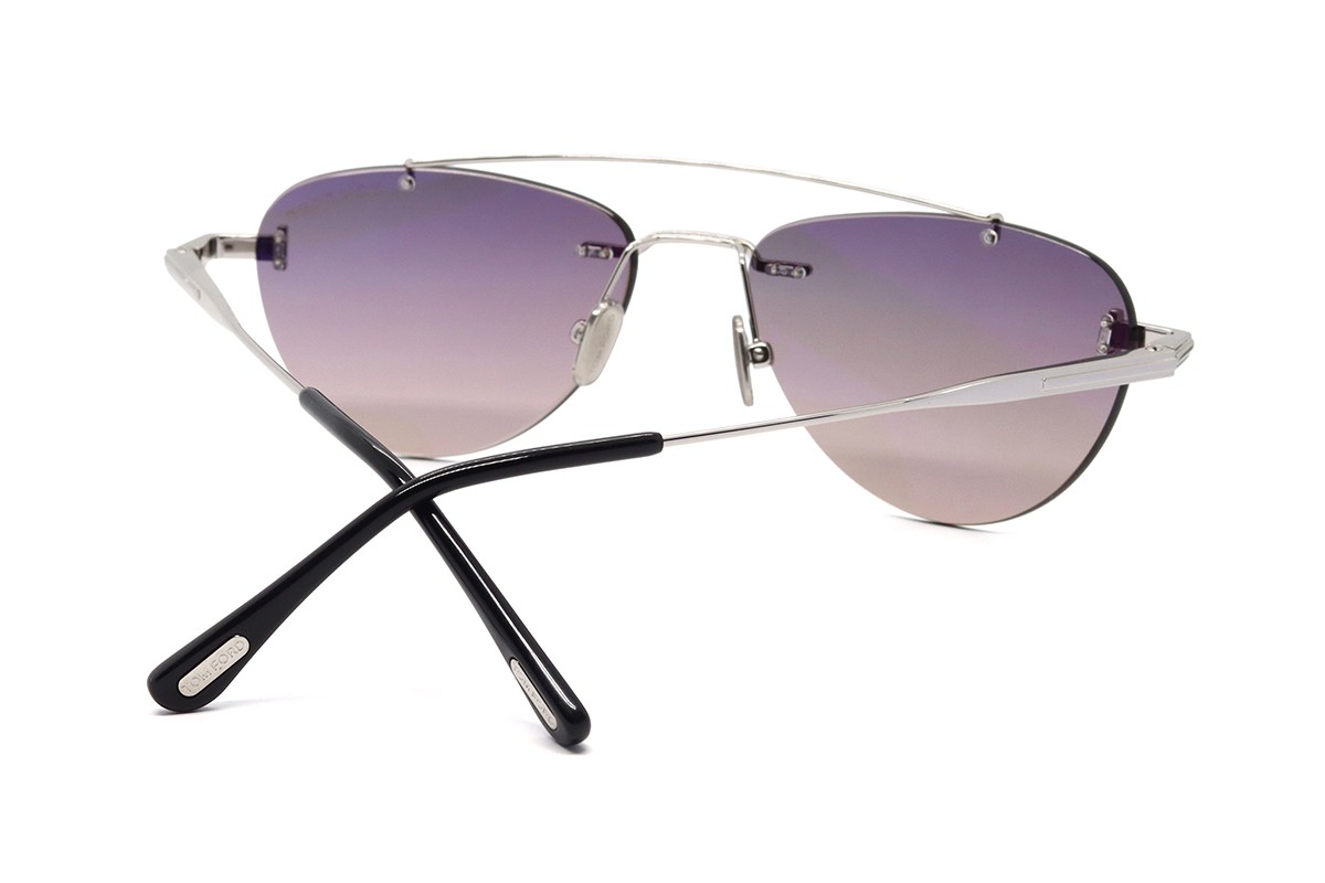 Солнцезащитные очки TOM FORD FT1356 16B 55 Фото №2 - linza.ua