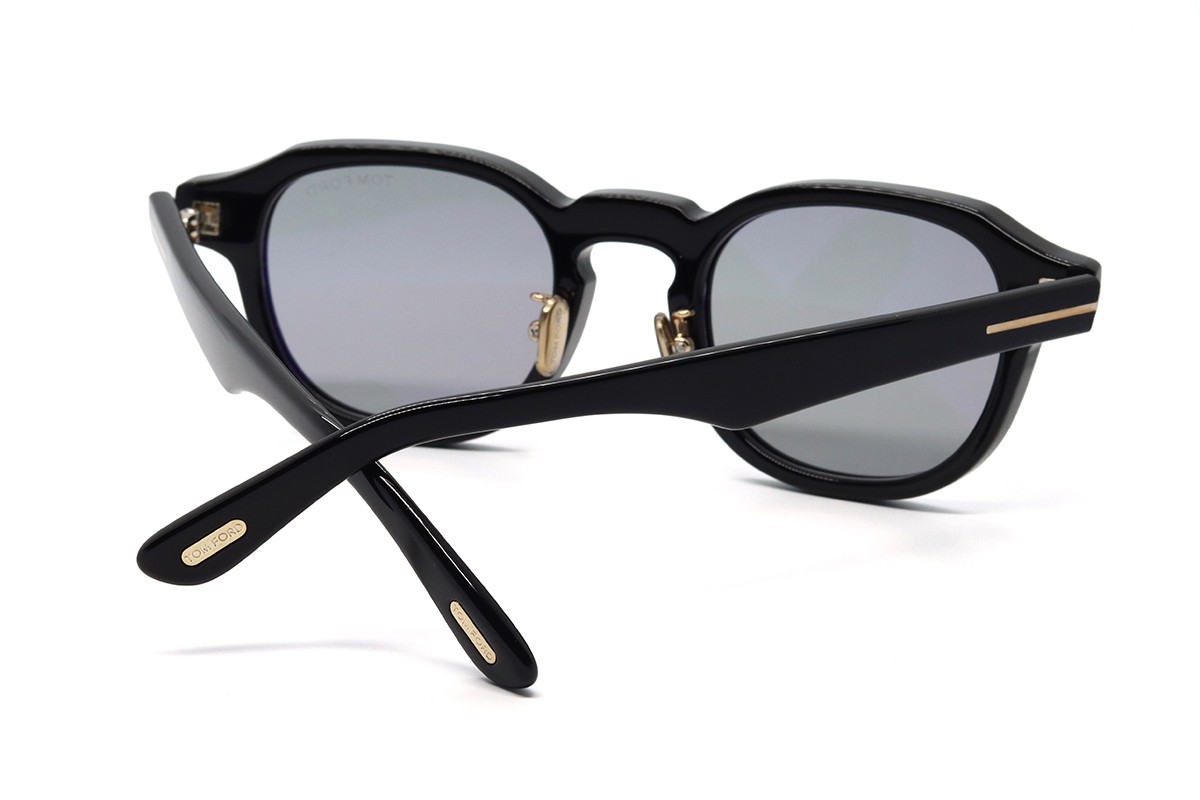 Солнцезащитные очки TOM FORD FT1230-D 01A 50 Фото №2 - linza.ua