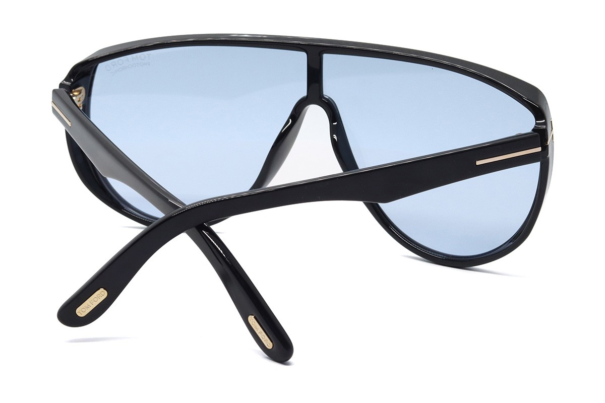 Солнцезащитные очки TOM FORD FT1182 01V 00 Фото №3 - linza.ua