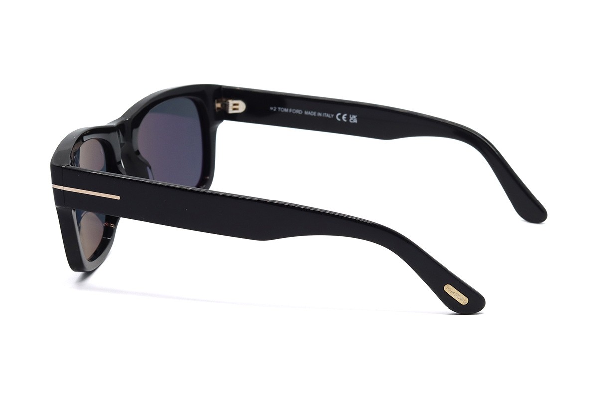 Солнцезащитные очки TOM FORD FT1303 01D 55 Фото №4 - linza.ua