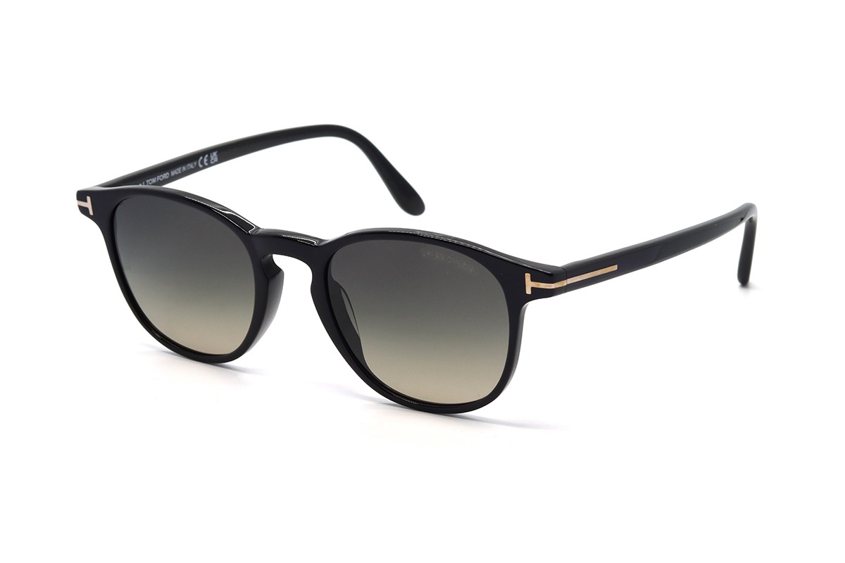 Солнцезащитные очки TOM FORD FT1302 01B 50 Фото №1 - linza.ua