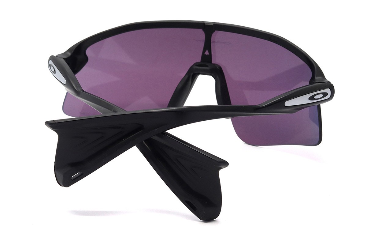 Солнцезащитные очки OO 9518 951802 36 Фото №2 - linza.ua