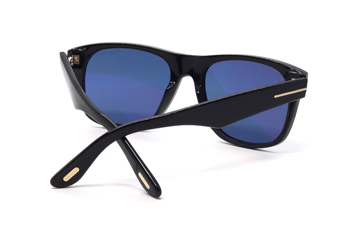 Солнцезащитные очки TOM FORD FT1284 01V 55 Фото №3 - linza.ua