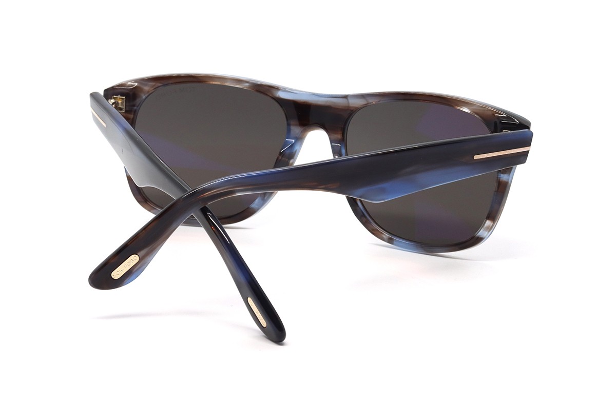 Солнцезащитные очки TOM FORD FT1284 56A 55 Фото №2 - linza.ua