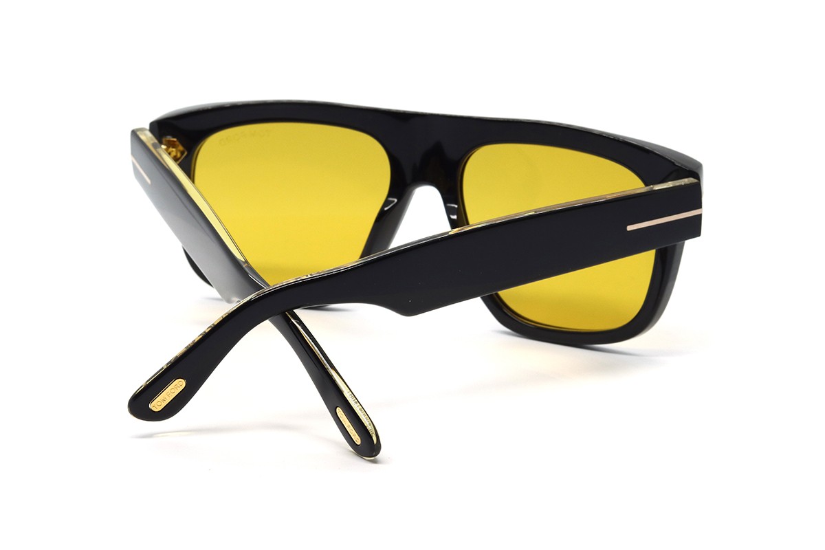 Солнцезащитные очки TOM FORD FT1201 01E 56 Фото №4 - linza.ua