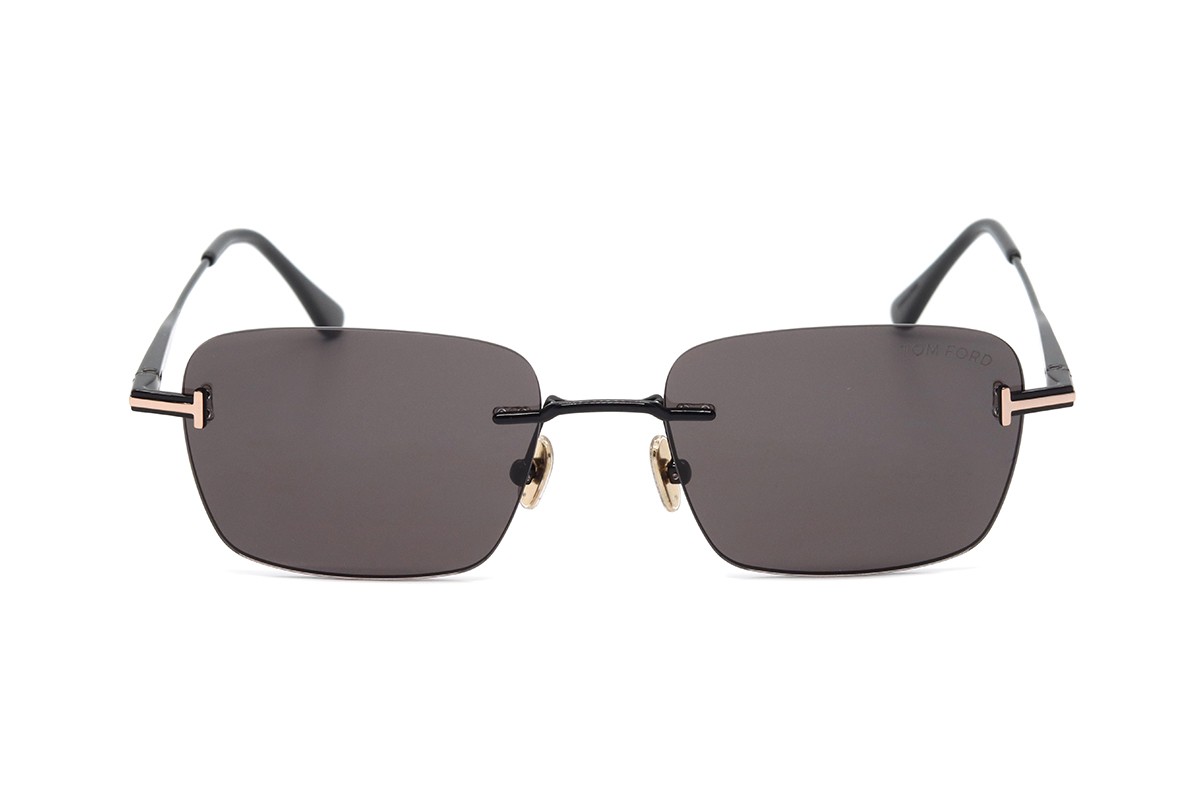 Солнцезащитные очки TOM FORD FT1354 01A 54 Фото №4 - linza.ua